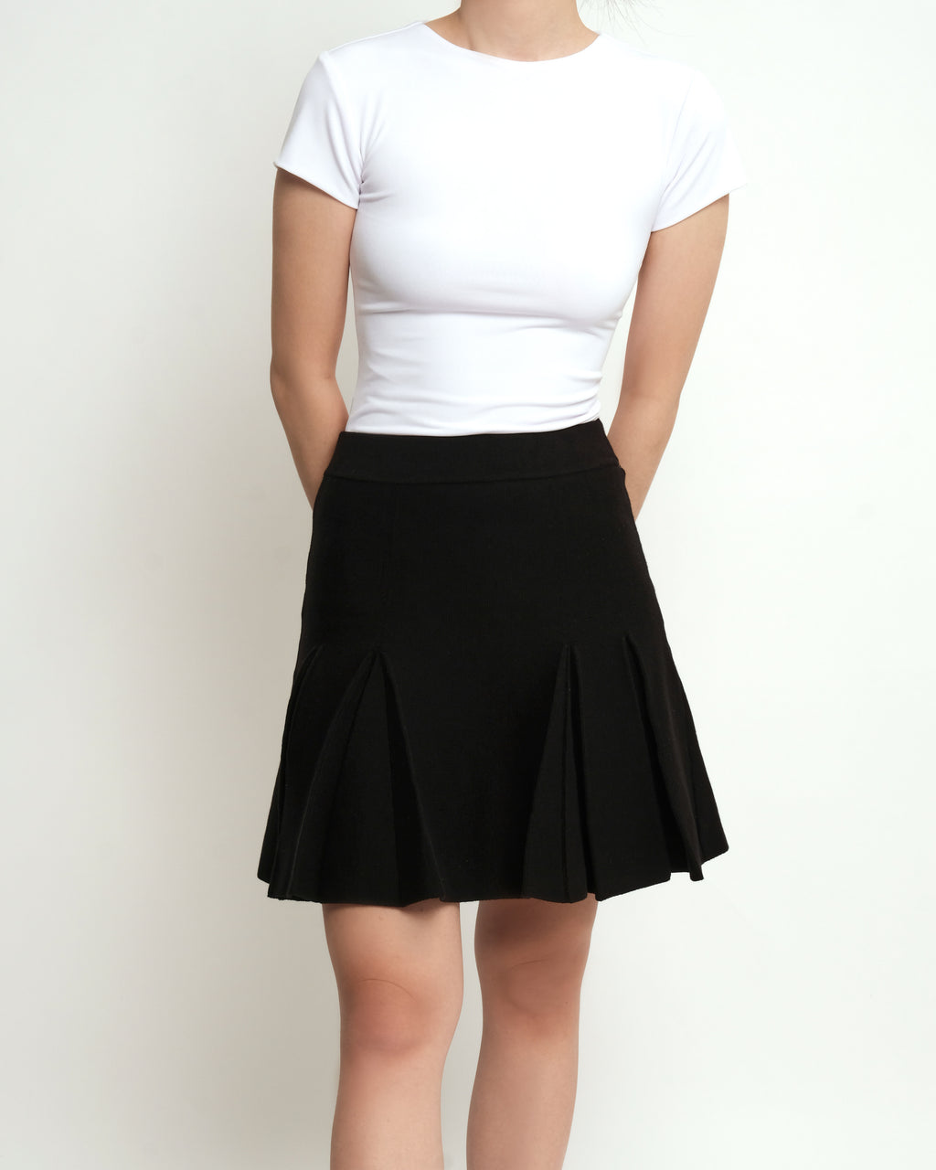 Willa Black Skirt