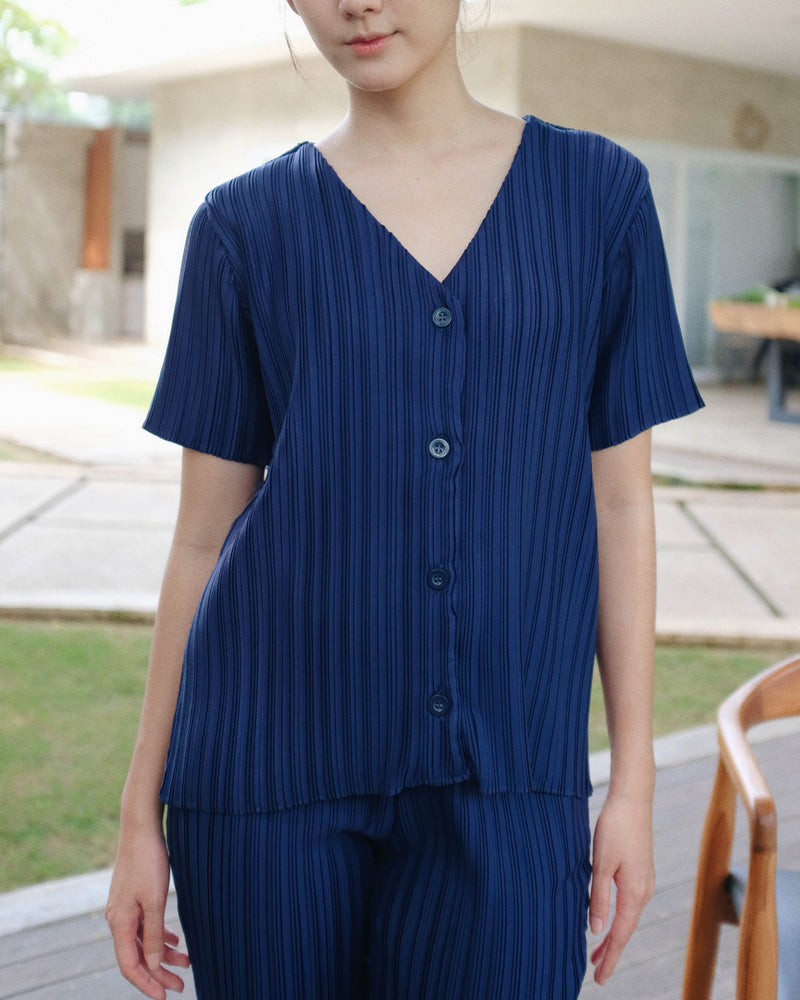 Malia Navy Top