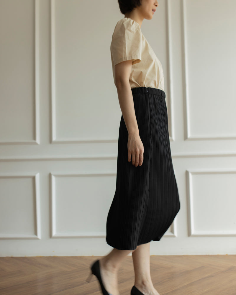 Karmen Black Skirt